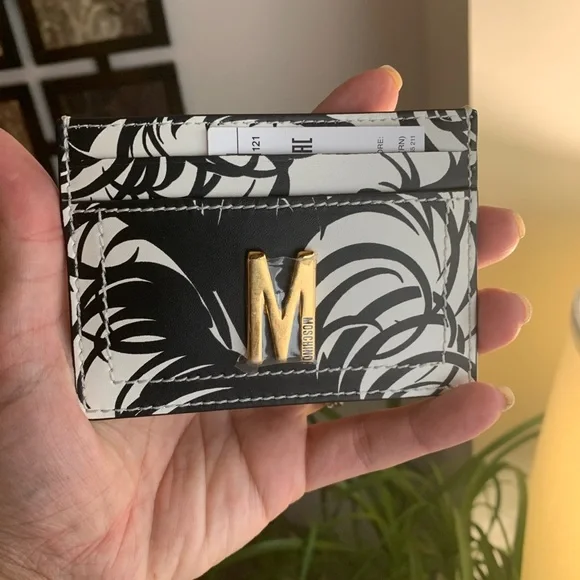 Authentic MOSCHINO stripes design Leather Logo card case - Picture 5 of 10